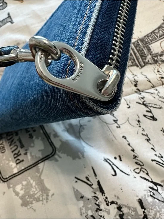 NWT! Coach Denim Zip Wristlet in Dark Blue with Silver Logo - Picture 9 of 9
